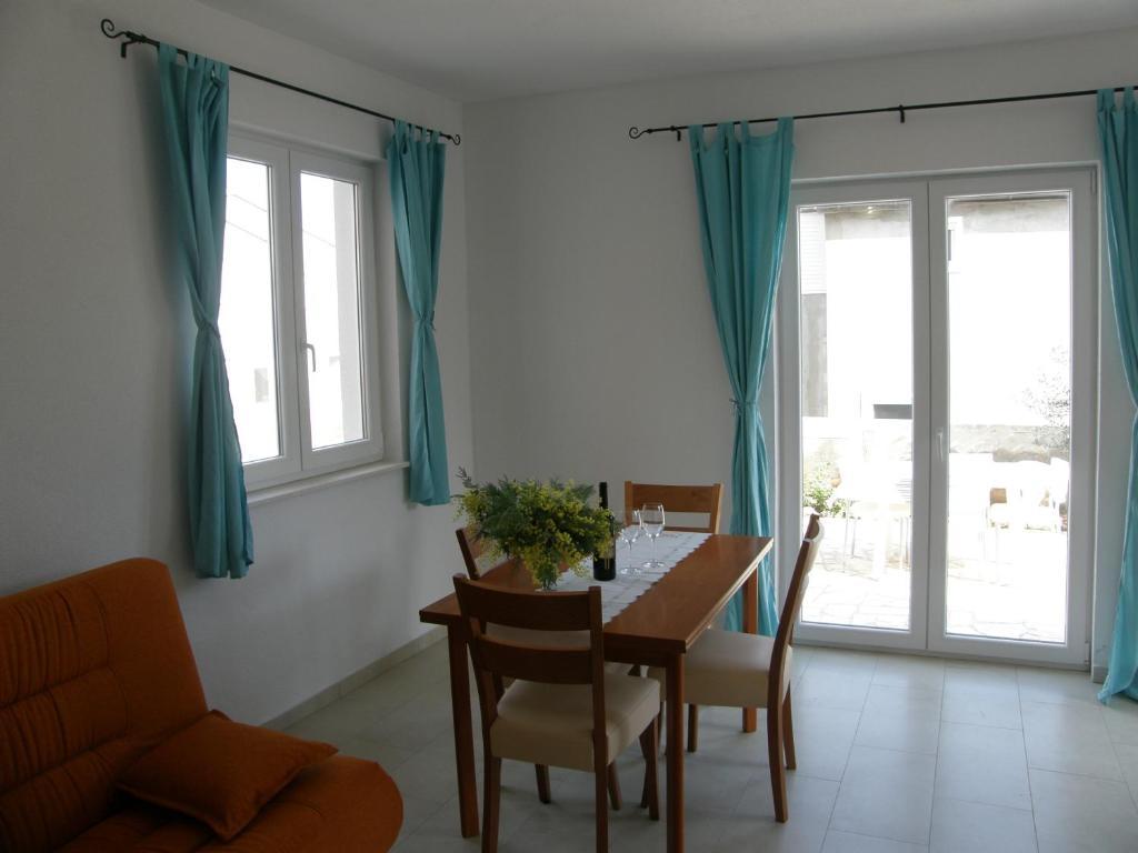 Villa Bella Vista Lumbarda Szoba fotó
